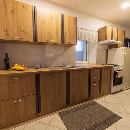 Apartman Mihelcic Delnice Exterior photo